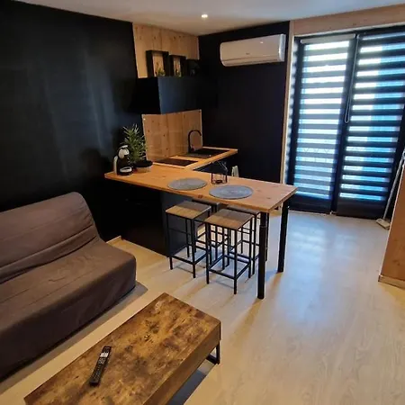 Renove A - Plage, Centre & Gare A Pied Apartman *